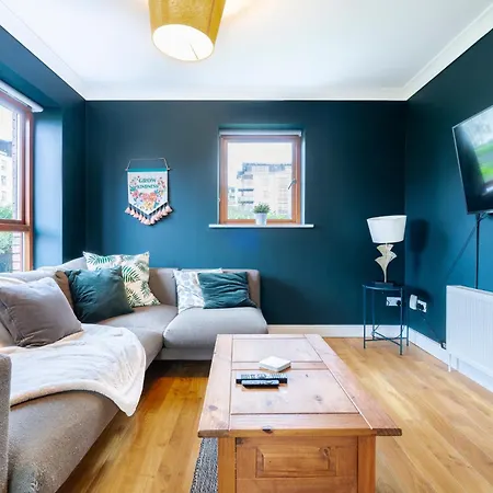 Daire Beautiful 3 Bedroom In Santry